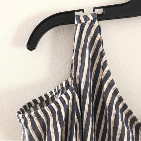 Express One Cold Shoulder - Picture 2 of 8